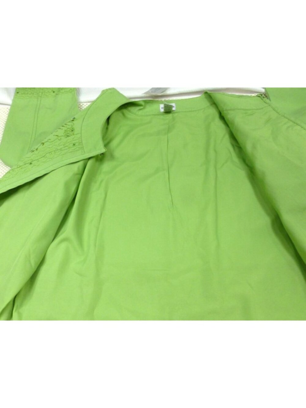 Chicos Carrie Ann Gecko Embellished Green Jacket Size 3 Beaded Floral Design NWT - Picture 11 of 13